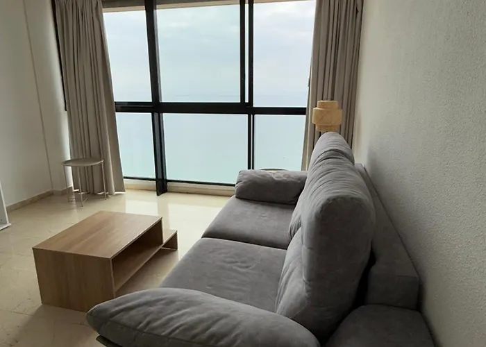 Apartamento primera línea de playa, Benidorm.